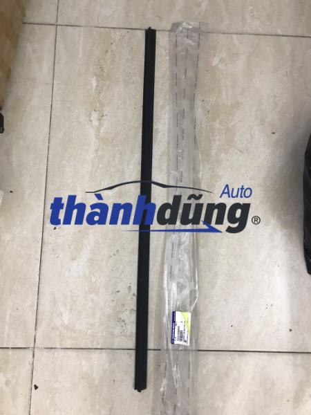 NẸP CHÂN KÍNH SSANGYONG MUSSO 1996-2006 | 7241706000 - Ảnh 2