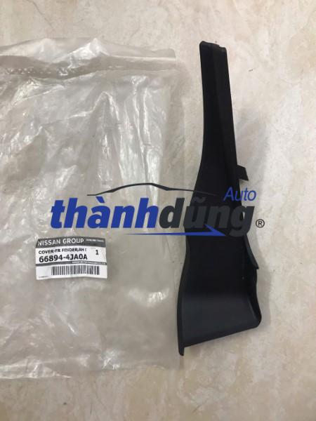 ỐP CHÂN KÍNH NISSAN NAVARA 2014 | 66894-4JA0A