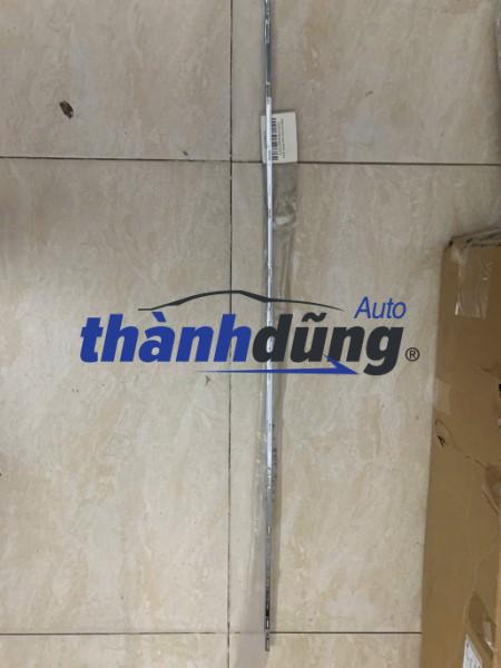 NẸP MẠ CẢN SAU GIỮA MERCEDES E350 | 2128852021