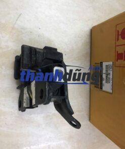 CHÂN MÁY TRÁI MAZDA 2 2010-2014 | D65239070B