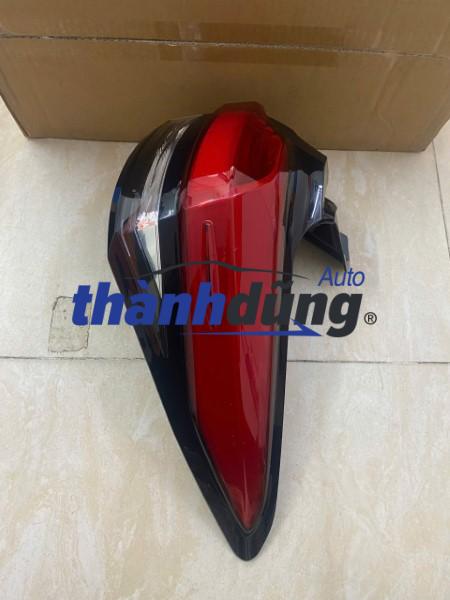 ĐÈN HẬU NGOÀI PHỤ TOYOTA INNOVA 2021 | 81551-VT050 - Ảnh 2