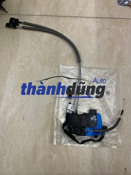 CƠ CẤU NGẬM KHÓA CỬA HYUNDAI VELOSTER 2011-2017 | 813102V000