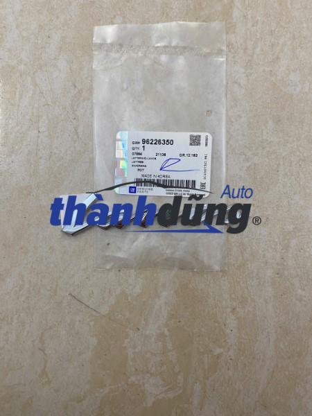 LÔ GÔ CỐP HẬU DAEWOO LANOS | 96226350