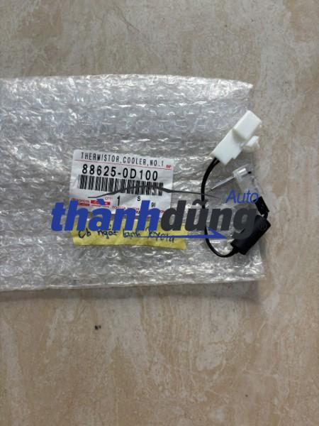 CẢM BIẾN NHIỆT ĐỘ DÀN LẠNH TOYOTA YARIS | 886250D100