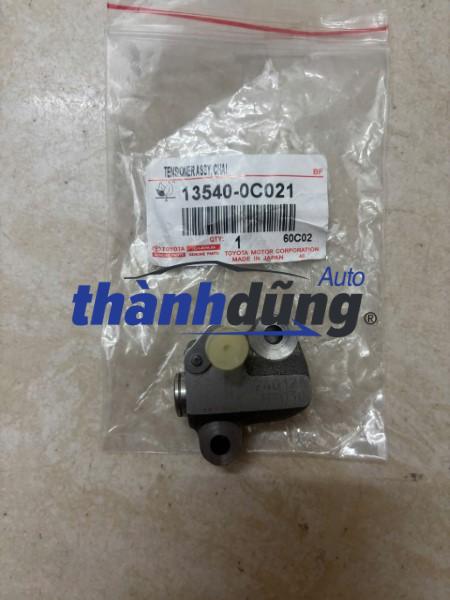 BÚA TĂNG CAM TOYOTA FORTUNER 2006-2016 | 135400C021