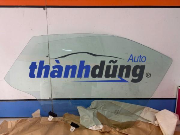 KÍNH CÁNH CỬA HYUNDAI STAREX 2008 | 82403-4H020