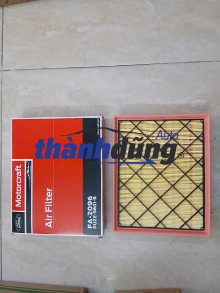 LỌC GIÓ ĐỘNG CƠ FORD EVEREST 2013-2021 | PU2Z9601B