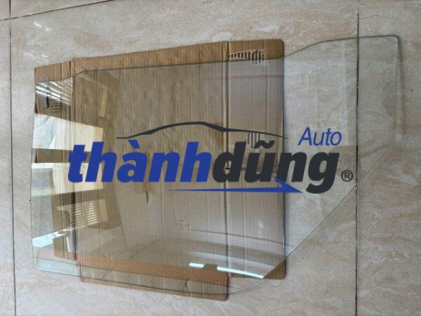 KÍNH CÁNH CỬA SUZUKI CARRY 2006 | 84053M79F10