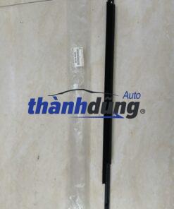NẸP CHÂN KÍNH TOYOTA FORTUNER 2016 | 68180-0K050