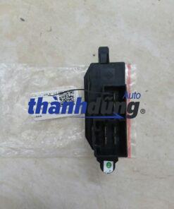 TRỞ QUẠT DÀN LẠNH NISSAN XTRAIL 2008-2013 | 277615NA0A