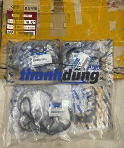 GIOĂNG ĐẠI TU HYUNDAI SANTAFE 2006-2011 | 213803E000