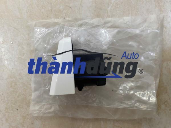 ĐUÔI TAY MỞ CỬA CHEVROLET TRAILBLAZER 2013-2019 | 25936881