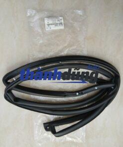 GIOĂNG CÁNH CỬA KIA RONDO 2011-2014 | 821301D000