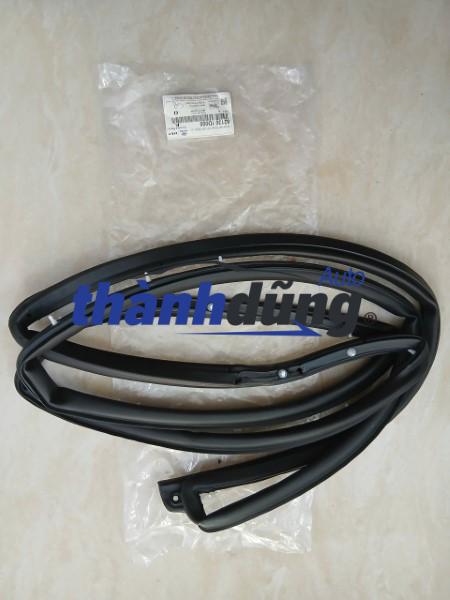 GIOĂNG CÁNH CỬA KIA RONDO 2011-2014 | 821301D000