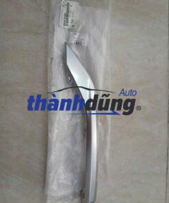 VIỀN MẠ BA ĐỜ SỐC SAU HYUNDAI SANTAFE 2021-2024 | 86694S1600