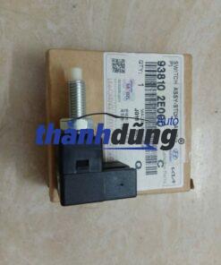CÔNG TẮC CHÂN PHANH HYUNDAI TUCSON 2006-2012 | 938102E000