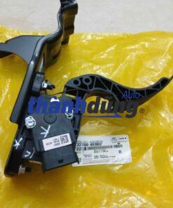 BÀN ĐẠP CHÂN GA KIA BONGO 3 2006 | 327004E002