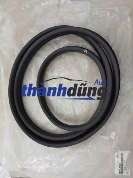 RON CÁNH CỬA HYUNDAI KONA 2017-2023 | 83110J9000