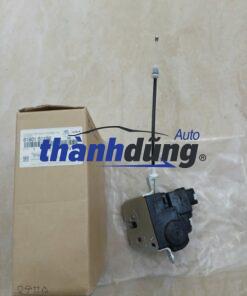 Ổ NGẬM CỐP HẬU HYUNDAI SANTAFE 2020-2024 | 81801S1100