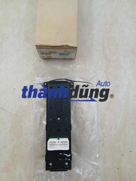 CÔNG TẮC NÂNG KÍNH HYUNDAI SANTAFE 2006 | 935712B000
