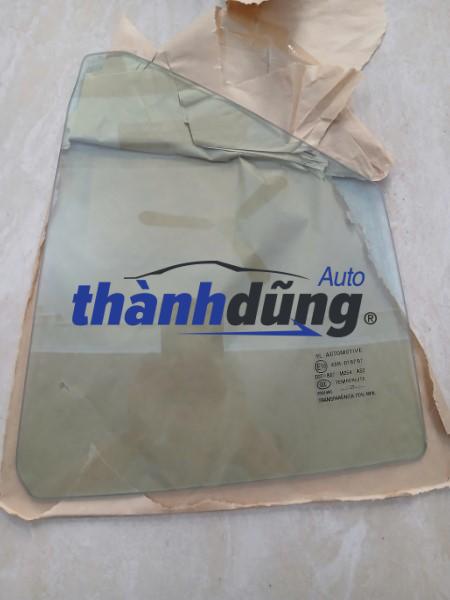 KÍNH CHẾT TOYOTA VIOS 2019 | 681230D301