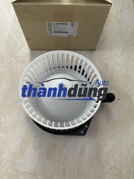 Quạt gió điều hoà ô tô không chạy: Nguyên nhân & cách xử lý