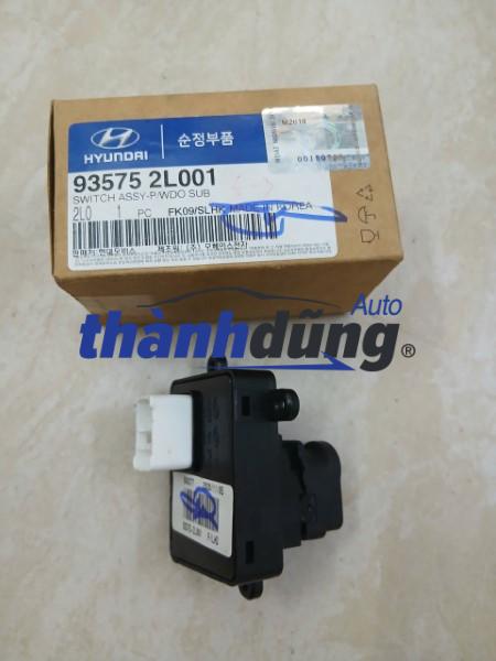 CÔNG TẮC NÂNG KÍNH HYUNDAI I30 2007-2012 | 956701D000