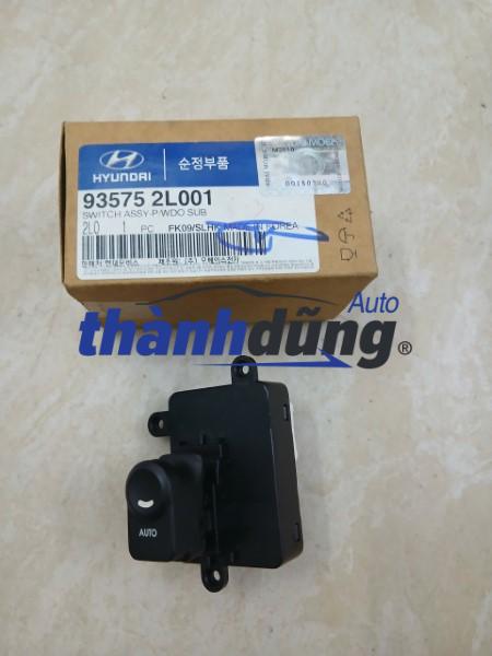 CÔNG TẮC NÂNG KÍNH HYUNDAI I30 2007-2012 | 956701D000