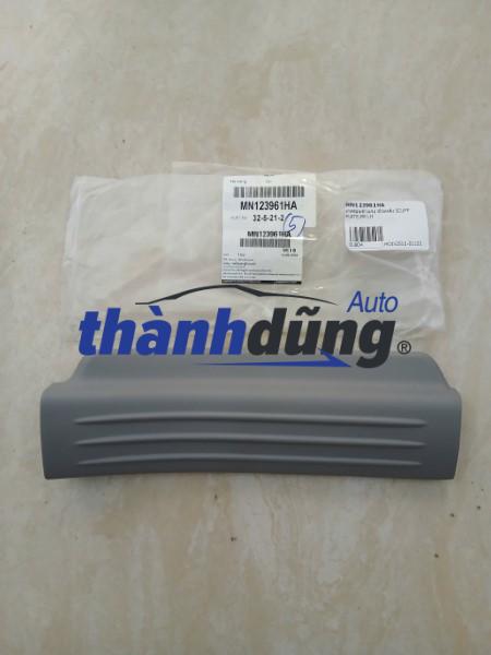 ỐP BỆ DẮM CHÂN MITSUBISHI TRITON 2007-2015 | MN123961