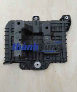 GIÁ ĐỠ BÌNH ẮC QUY HYUNDAI SANTAFE 2013-2018 | 371502W000