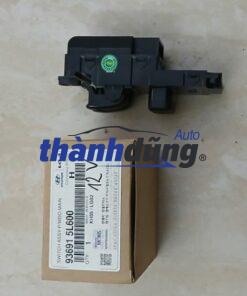 CÔNG TẮC NÂNG KÍNH HYUNDAI N250L 2018-2023 | 936915L600