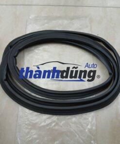 GIOĂNG CỐP SAU MITSUBISHI PAJERO 2000-2007 | MB669334