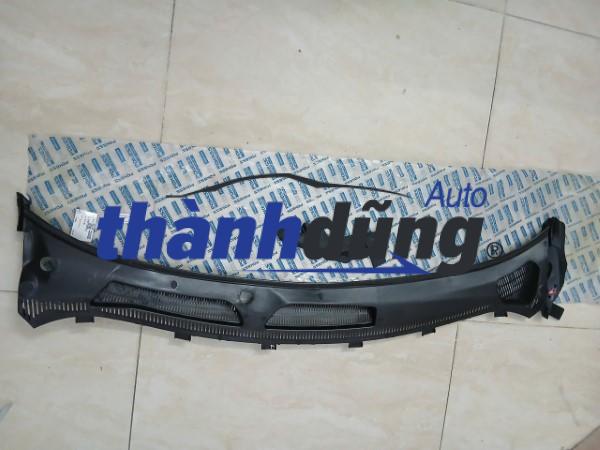 MÁNG NƯỚC CHÂN KÍNH CHẮN GIÓ FORD FIESTA 2009-2013 | DK51507R1C