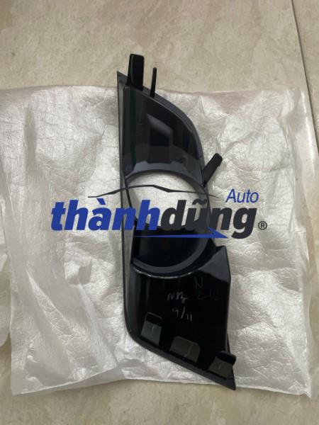 ỐP ĐÈN SƯƠNG MÙ FORD RANGER 2015-2020 | EB3B15A298CB