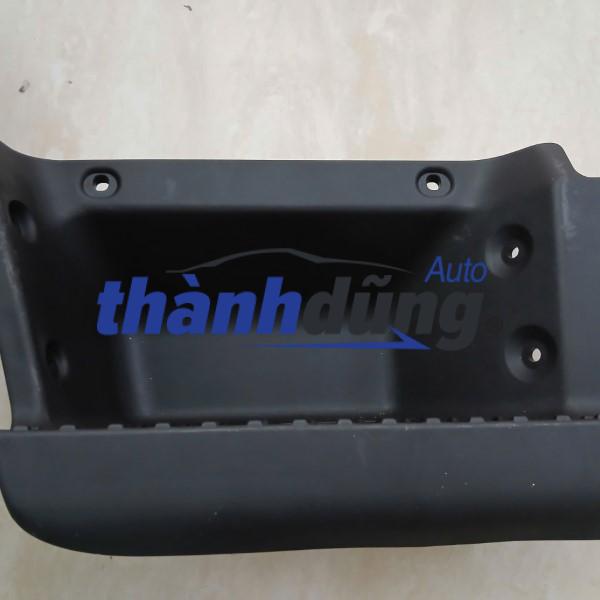 ỐP BẬC LÊN XUỐNG HYUNDAI MIGHTY EX8 2017-2025 | 877205P000CA