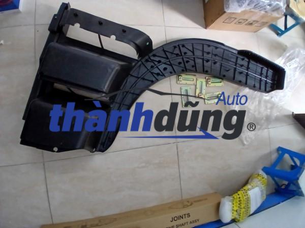 ỐP BẬC LÊN XUỐNG HYUNDAI HD170 | 869307C000