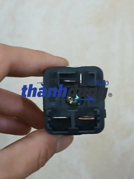 RƠ LE XI NHAN (CHỚP) KIA K190 | 0K60A18670