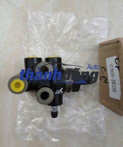 CHIA DẦU PHANH TOYOTA HIACE 1997-2006 | 4791026220