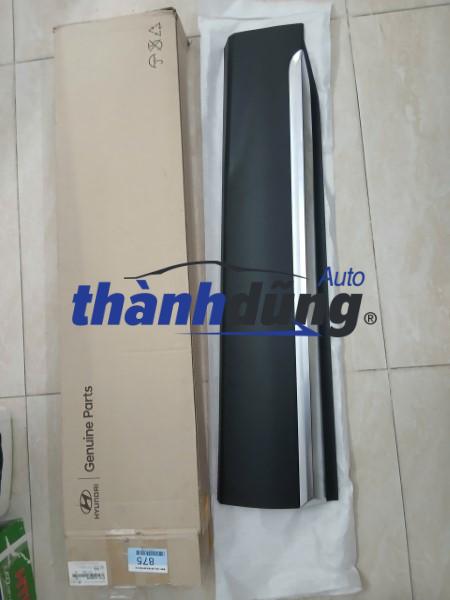 NẸP SƯỜN CÁNH CỬA HYUNDAI SANTAFE 2021-2025 | 87721S1200SCR