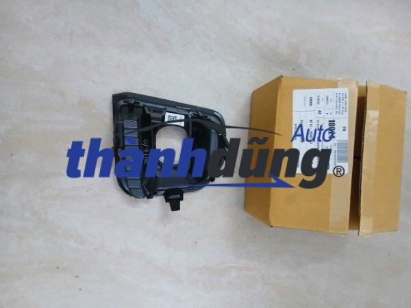 ỐP ĐÈN SƯƠNG MÙ FORD EVEREST 2022-2026 | N1VZ15266D