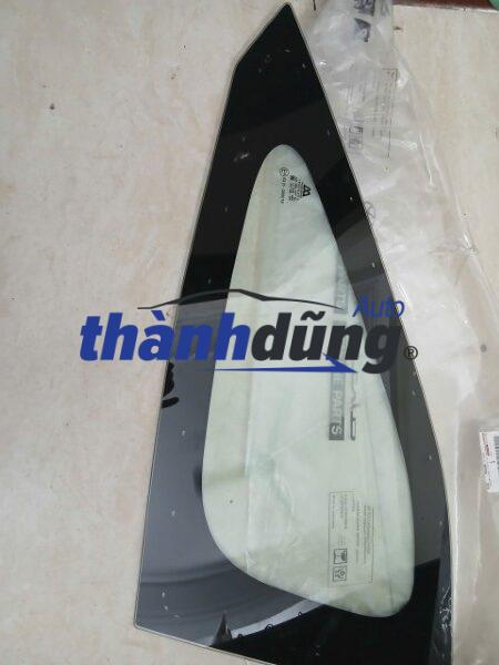 KÍNH HÔNG SAU TOYOTA VELOZ 2021-2026 | 62711BZ430