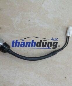 CÔNG TẮC CHÂN PHANH THACO TOWNER 950 | CP261505