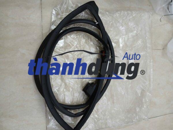 GIOĂNG CÁNH CỬA TOYOTA COROLLA CROSS 2021-2026 | 678720A022