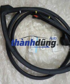 GIOĂNG CÁNH CỬA TOYOTA COROLLA CROSS 2021-2026 | 678720A022