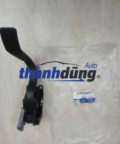 CẢM BIẾN CHÂN GA HYUNDAI STAREX 2000-2007 | 327004A660