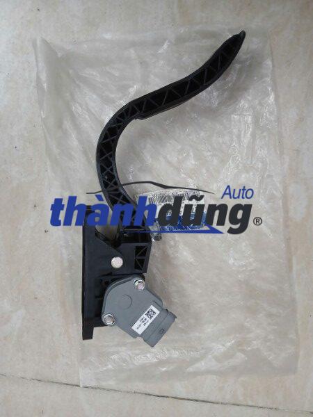 CẢM BIẾN CHÂN GA HYUNDAI STAREX 2000-2007 | 327004A660