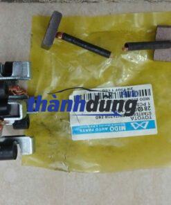 CHỔI (GIÁ) THAN ĐỀ TOYOTA INNOVA | 2814070020