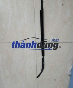 NẸP CHÂN KÍNH MAZDA 6 2014 | GHK150660E