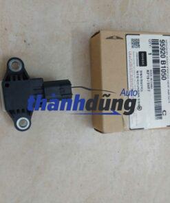 CẢM BIẾN VA CHẠM ĐẦU XE KIA SORENTO 2015-2022 | 95920B1050