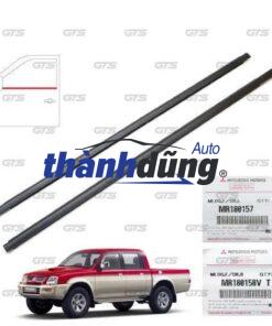 NẸP CHÂN KÍNH NGOÀI PHẢI TOYOTA CAMRY 2007 | 7573006080 - Ảnh 4
